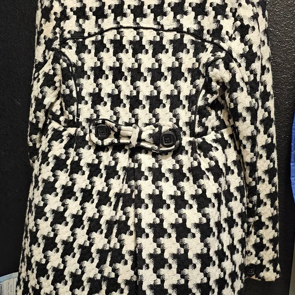 Candies peacoat size Large - Picture 2 of 2